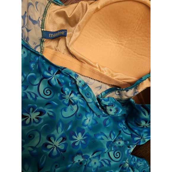 Maxine Womens Plus Size 18 Swimsuit One Piece Skirted Floral - Picture 3 of 4